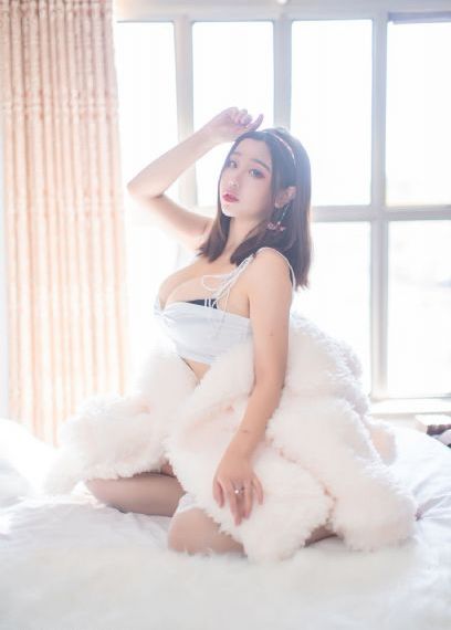 欧美丰满熟妇人妻_高清在线手机播放