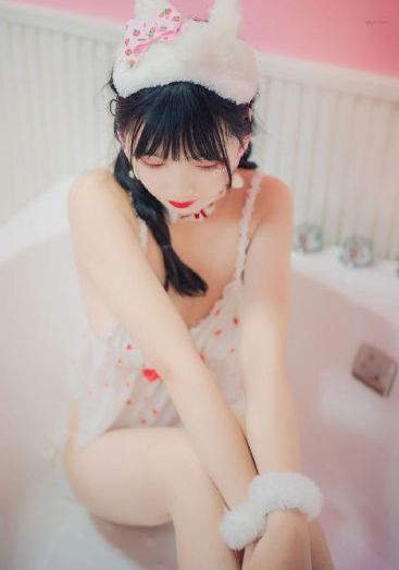 女生搞鸡视频_蓝光超清免费观看